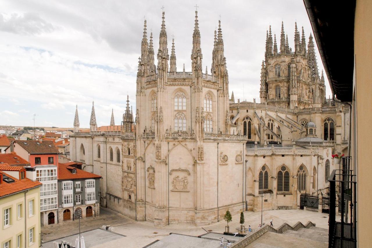 La Catedral Vut - Apt Para 4 Con Wifi En El Centro De Burgos Exterior photo